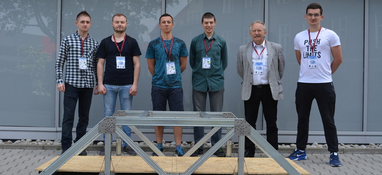 Zespół z Politechniki Rzeszowskiej zwyciężył w Studenckim Konkursie Mostów Stalowych
