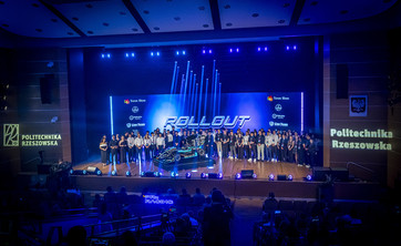 Premiera bolidu
